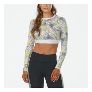 Women's Korsa Vivid Long Sleeve Crop Top - Size L - NWT